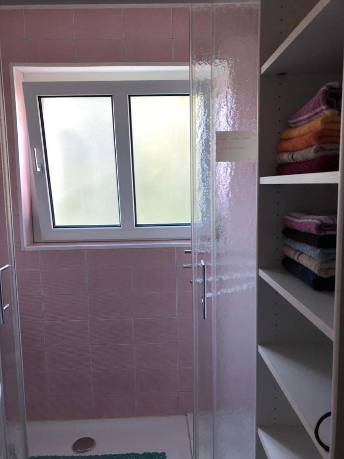 Grosszuegige Ferienwohnung Fuer 4 Personen Entrelagos Exterior foto
